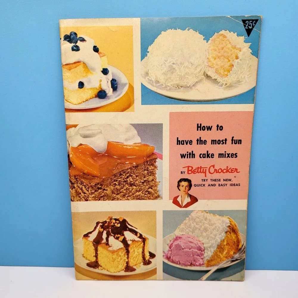 Betty Crocker How To Have‎ The Most Fun With Cake Mixes Recipe Booklet 1950s VTG